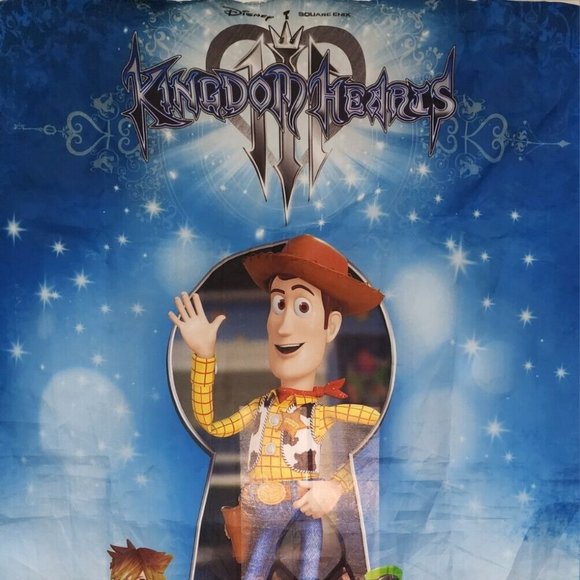 Kingdom Hearts 3 GameStop Exclusive Promotional Flag - Picture 1 of 4